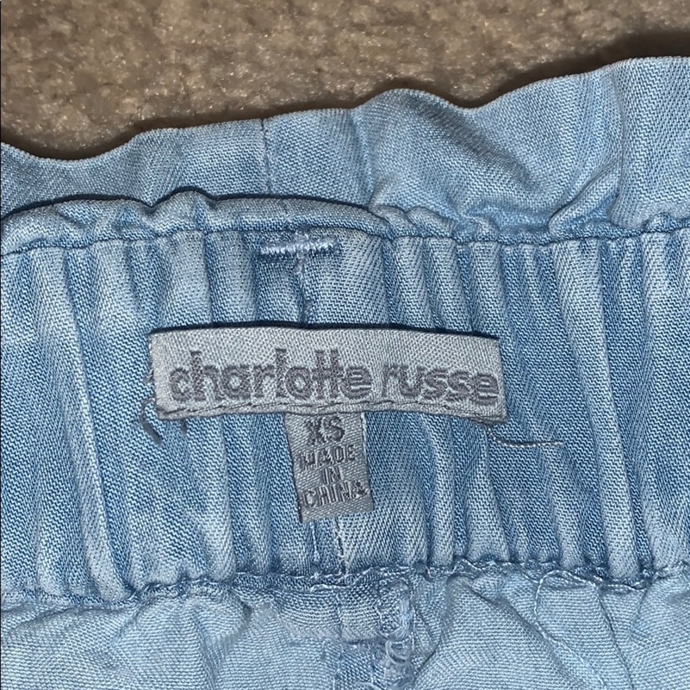 Shorts - Picture 2 of 3